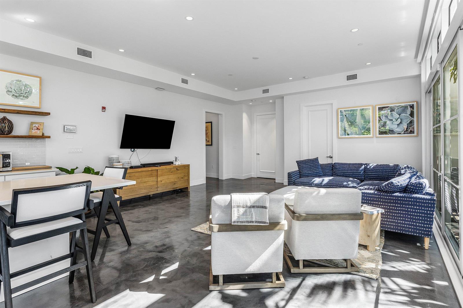 Ver detalles / 7 sq. ft. $ 2026-05-22 0 foto