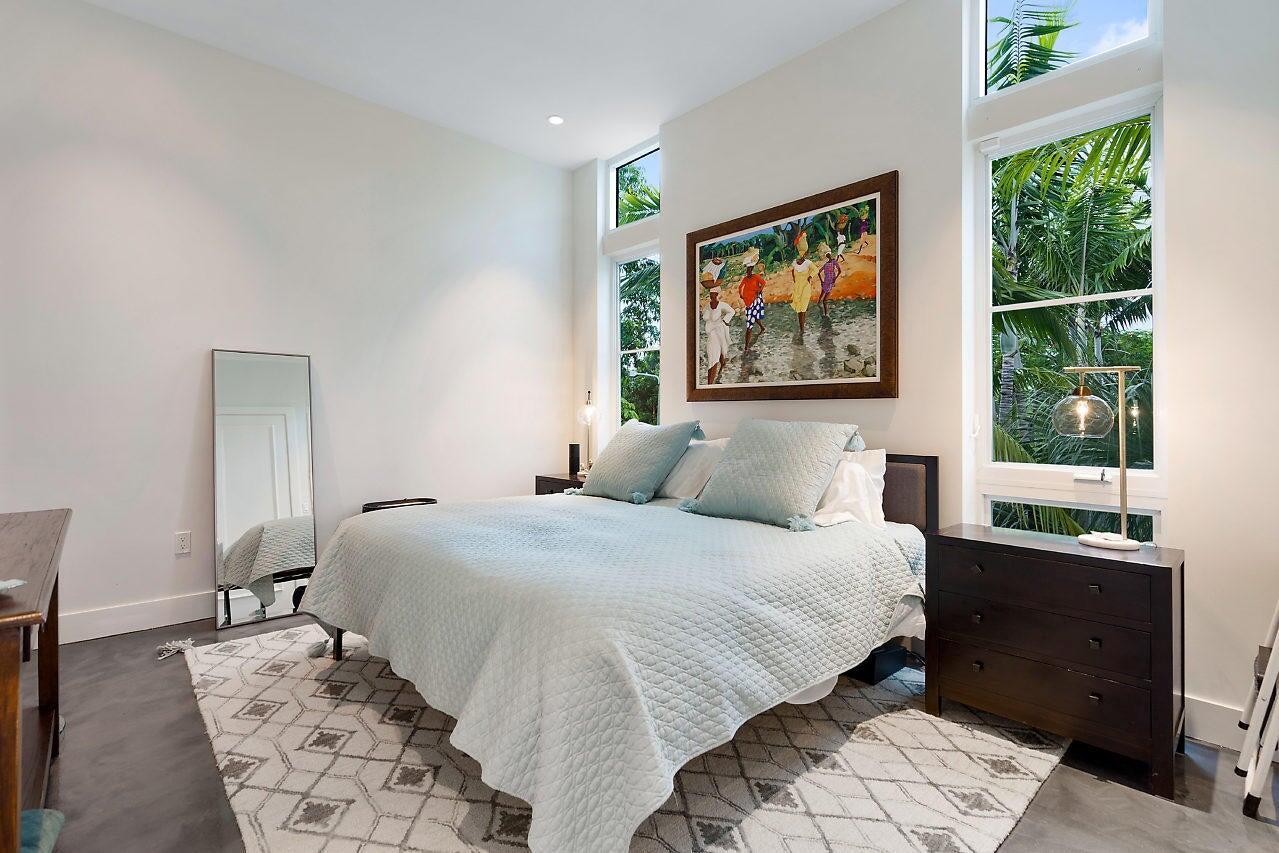 Ver detalles / 7 sq. ft. $ 2026-05-22 0 foto
