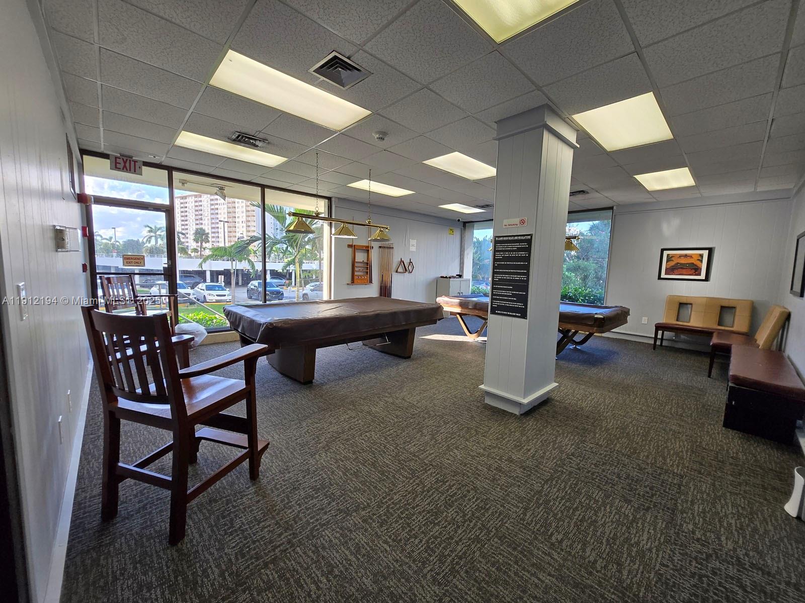 1611 1 / 2 762 кв.футов $ 2025-11-11 0 Фото