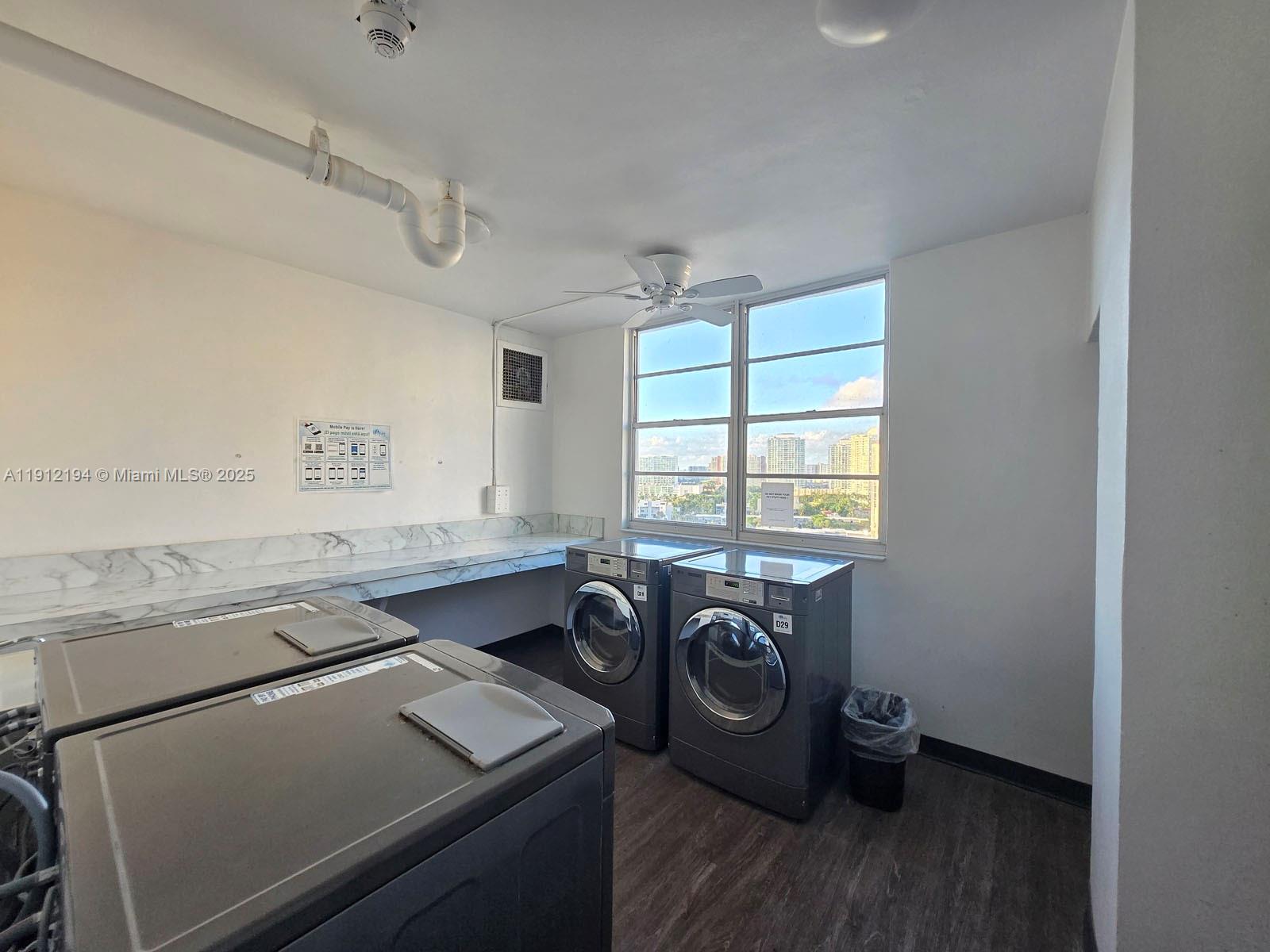 1611 1 / 2 762 кв.футов $ 2025-11-11 0 Фото