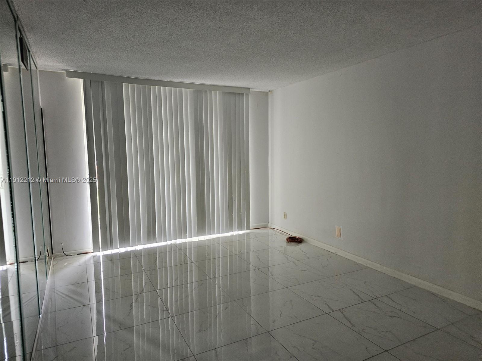 Photo of 2000 Atlantic Shores Blvd #104, Hallandale Beach, Florida, 33009 -