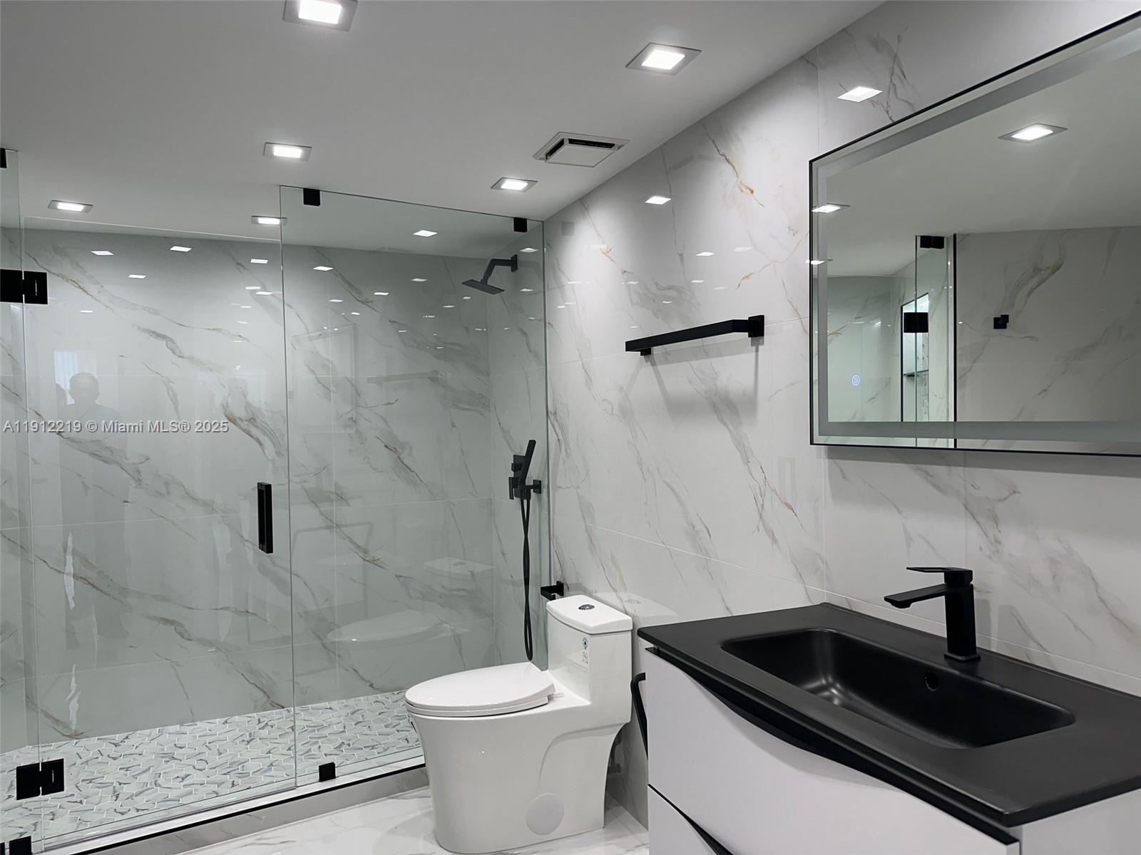 Photo of 3500 Mystic Pointe Dr  #1107, Aventura, Florida, 33180 - 