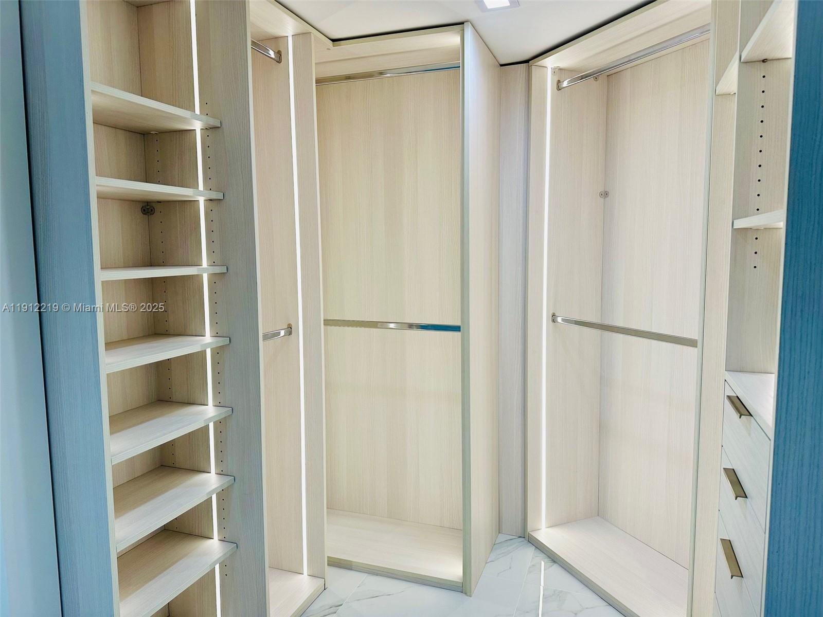 Photo of 3500 Mystic Pointe Dr  #1107, Aventura, Florida, 33180 - 