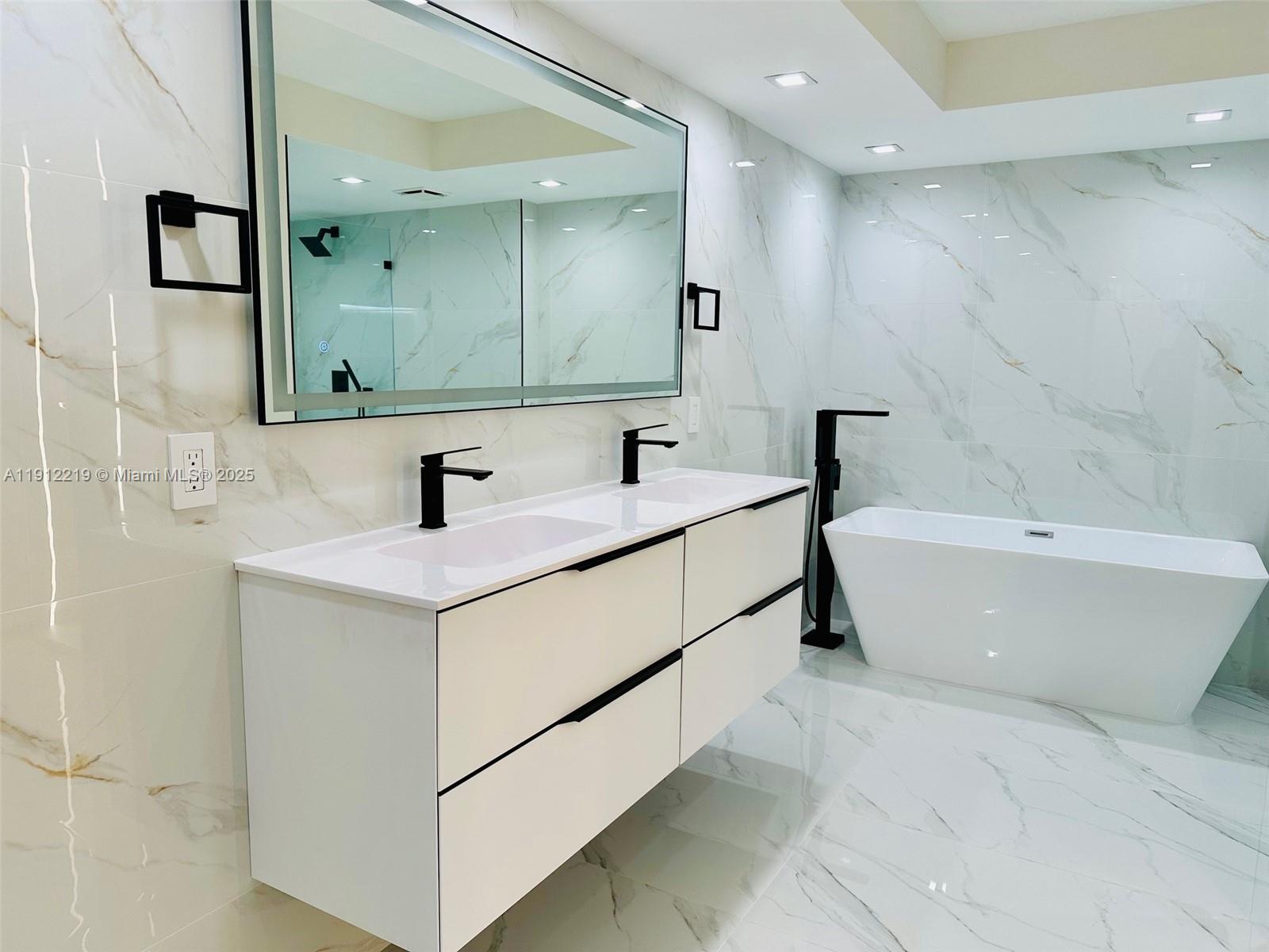 Photo of 3500 Mystic Pointe Dr  #1107, Aventura, Florida, 33180 - 