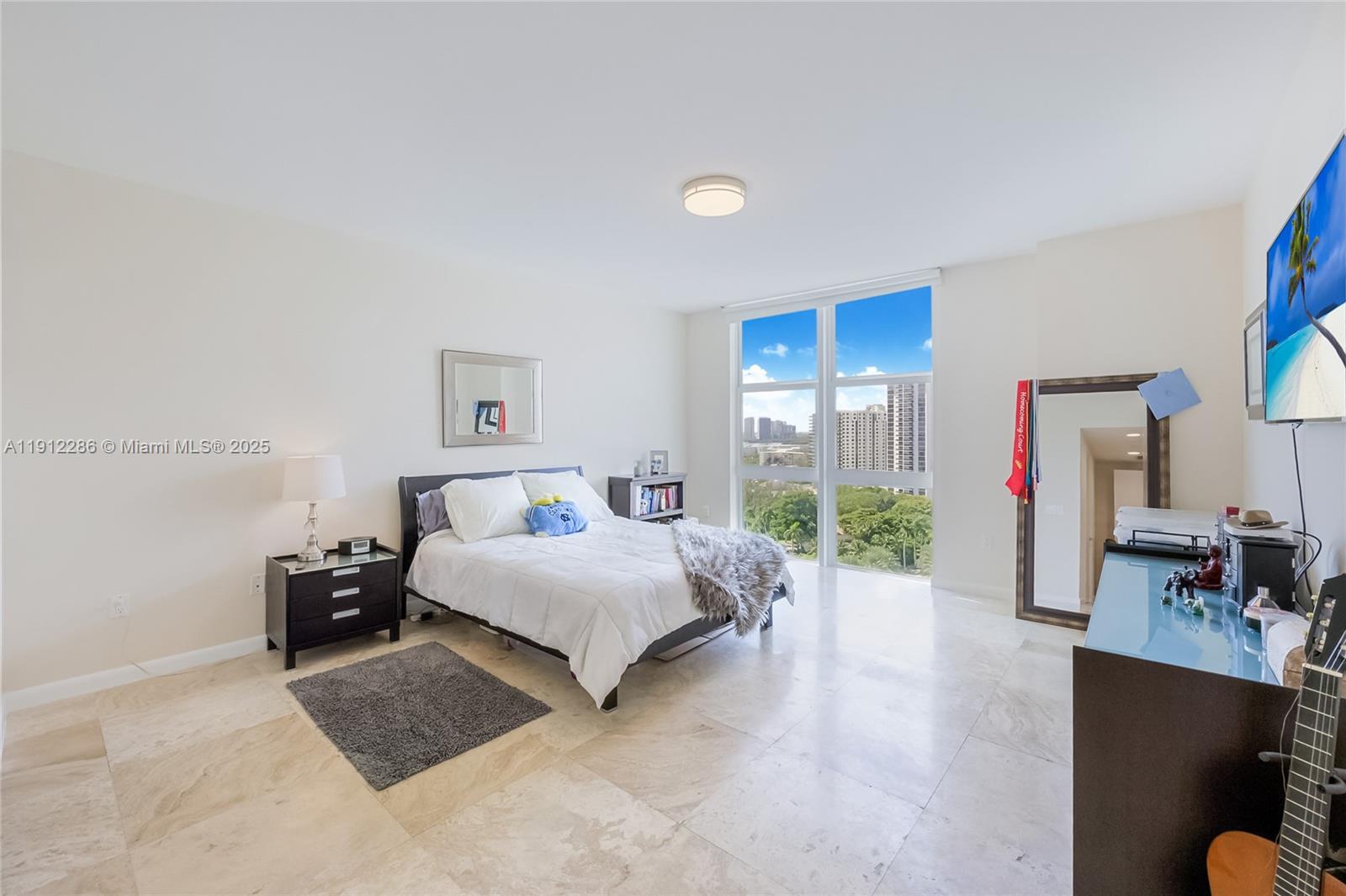 Photo of 3301 183rd St  #1607, Aventura, Florida, 33160 - 