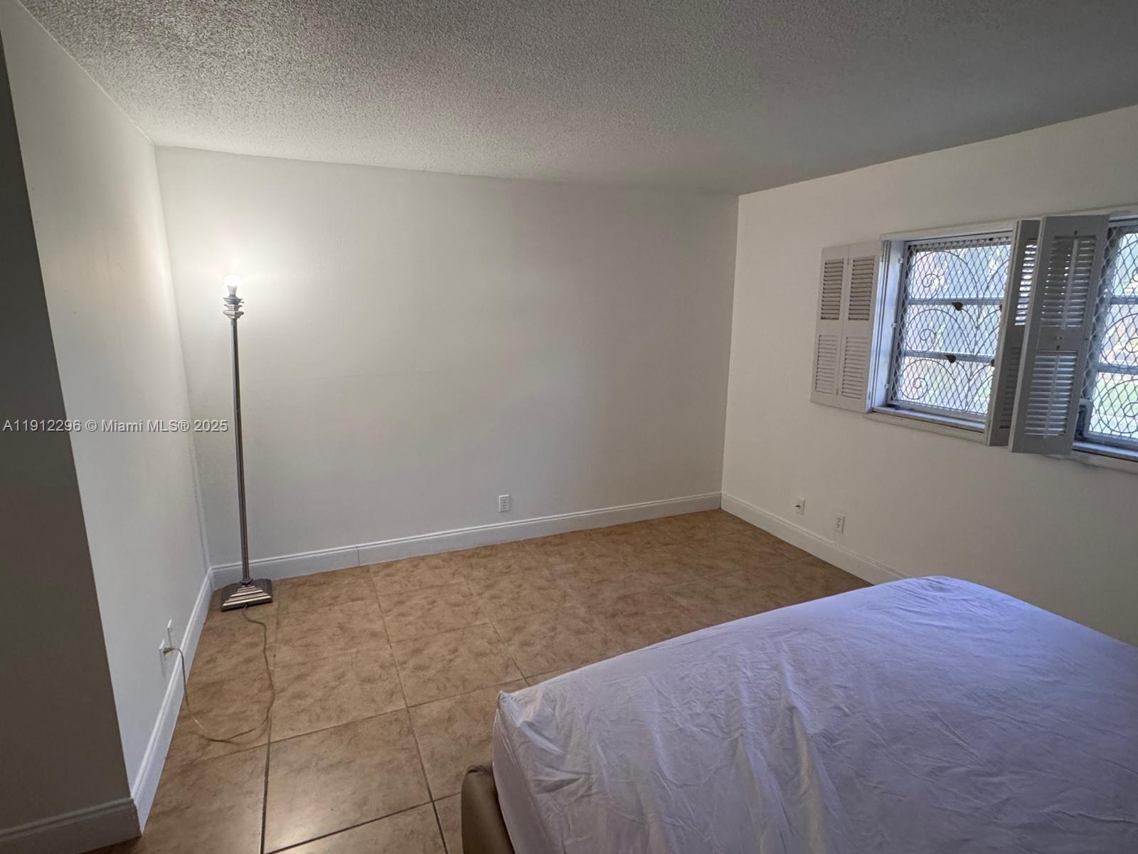 Photo of 219 14th Ave  #103, Hallandale Beach, Florida, 33009 - 