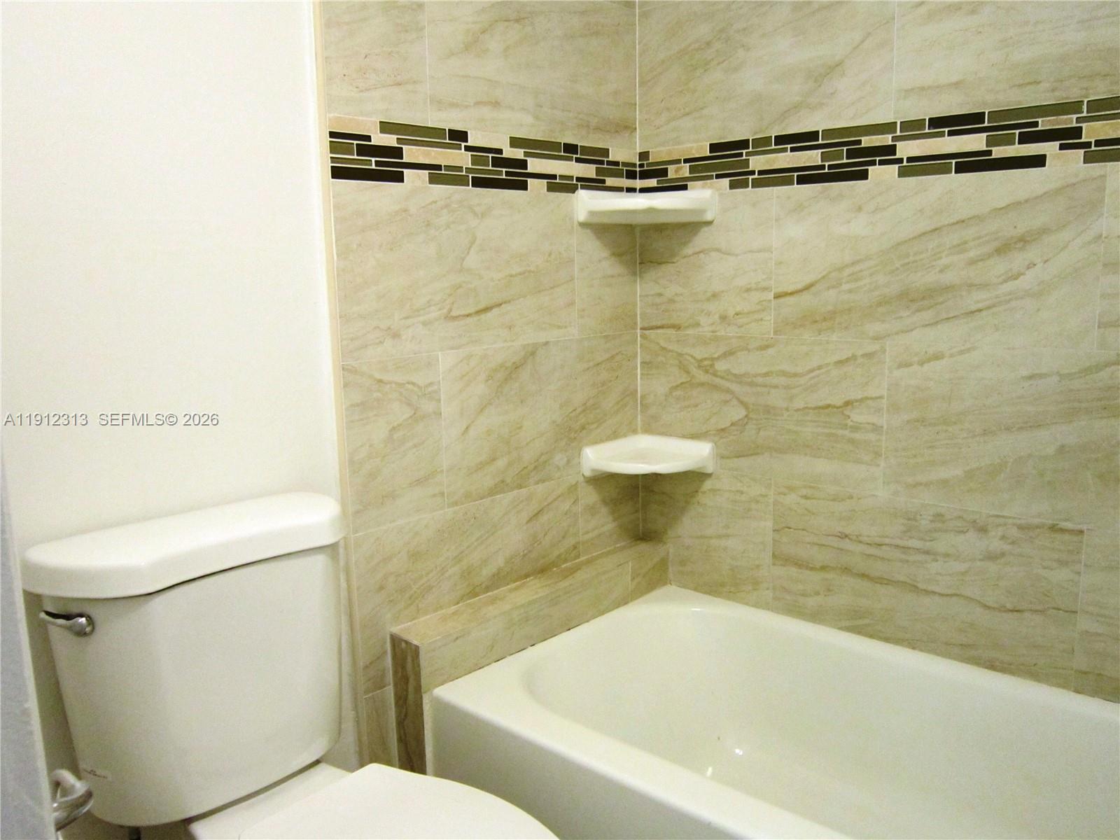 202 2 / 2 1163 sq. ft. $ 2026-01-28 0 foto