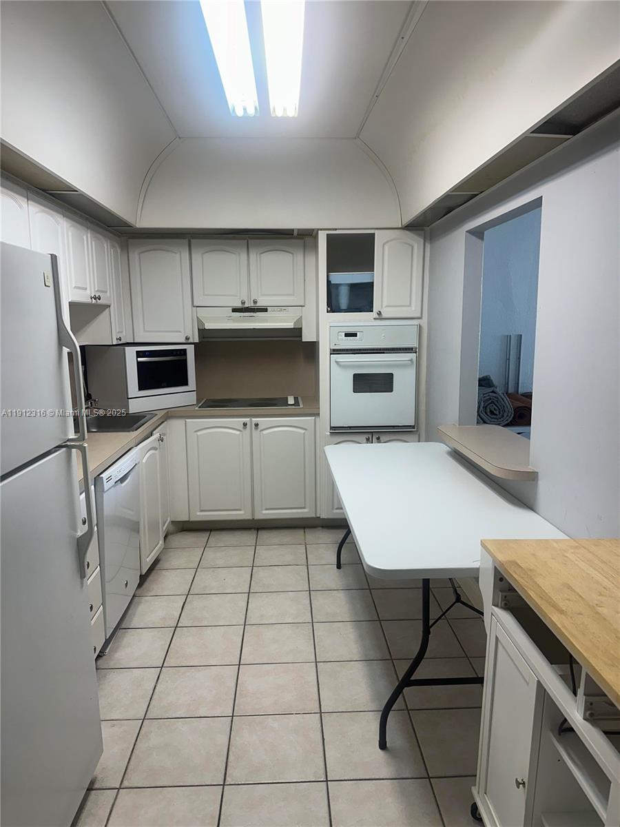 Photo of 19390 Collins Ave  #1019, Sunny Isles Beach, Florida, 33160 - 