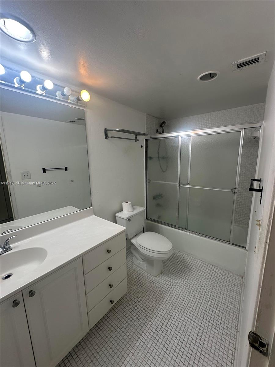 Photo of 19390 Collins Ave  #1019, Sunny Isles Beach, Florida, 33160 - 
