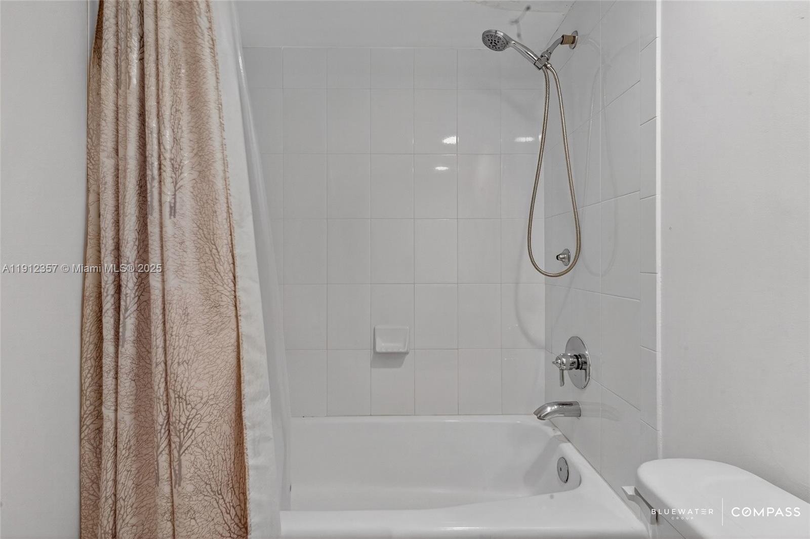 Photo of 3000 Ocean Dr #712, Hollywood, Florida, 33019 -