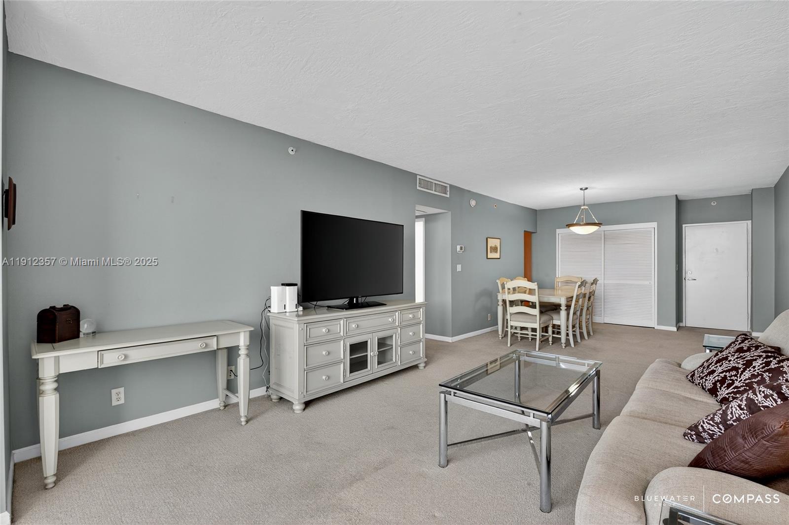 Photo of 3000 Ocean Dr #712, Hollywood, Florida, 33019 -