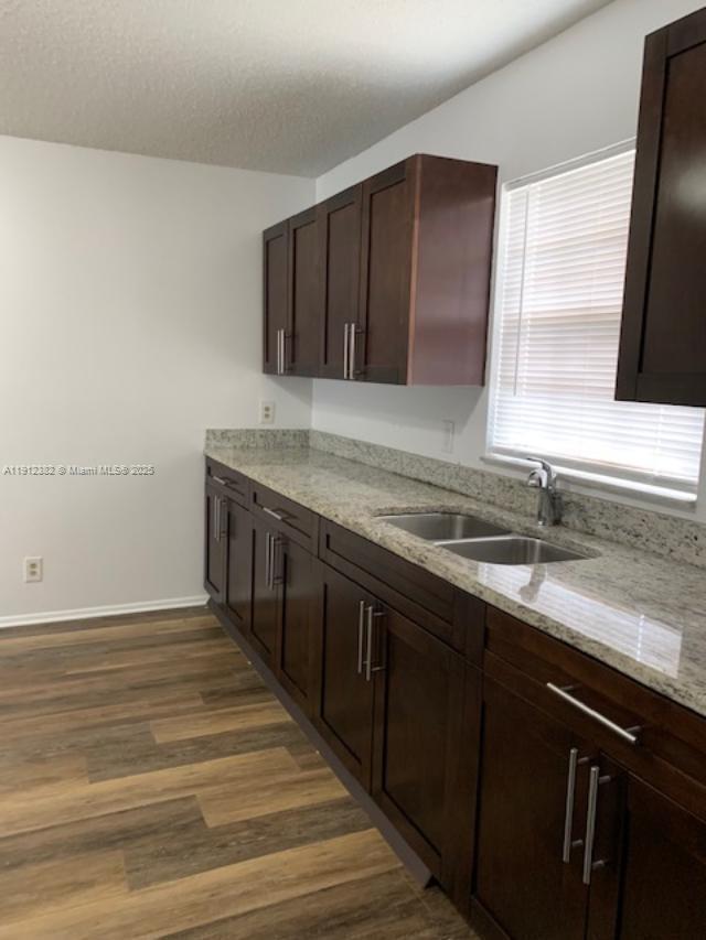   /  5996 sq. ft. $ 2025-11-11 0 Photo