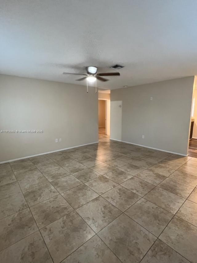   /  5996 sq. ft. $ 2025-11-11 0 Photo