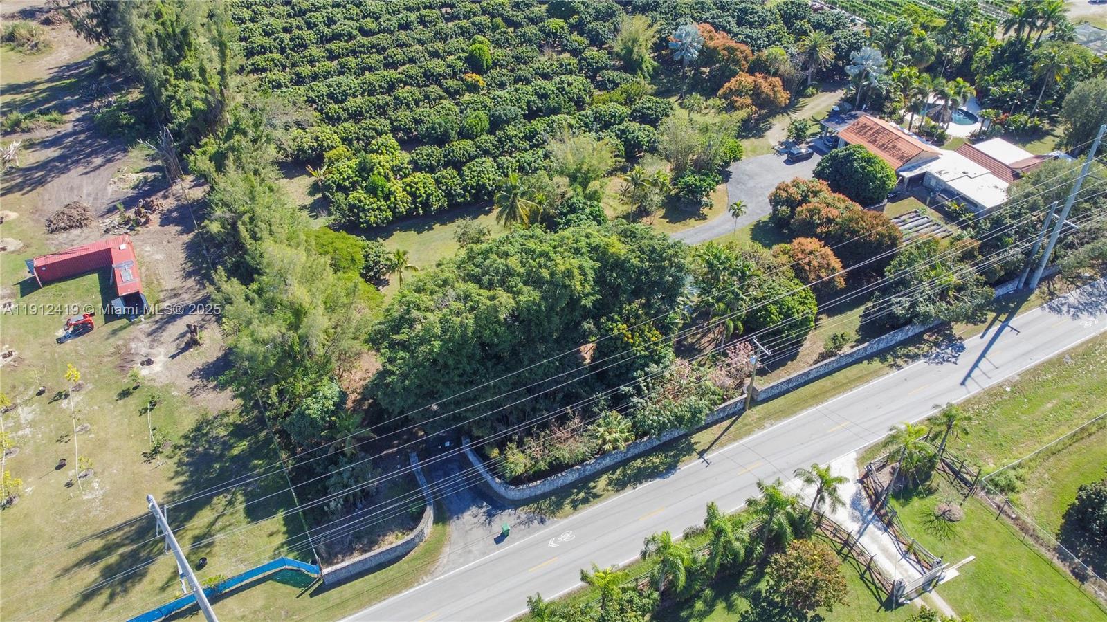   /   sq. ft. $ 2025-11-11 0 foto