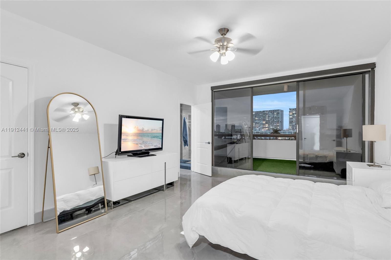 Photo of 355 Poinciana Dr  #1130, Sunny Isles Beach, Florida, 33160 - 