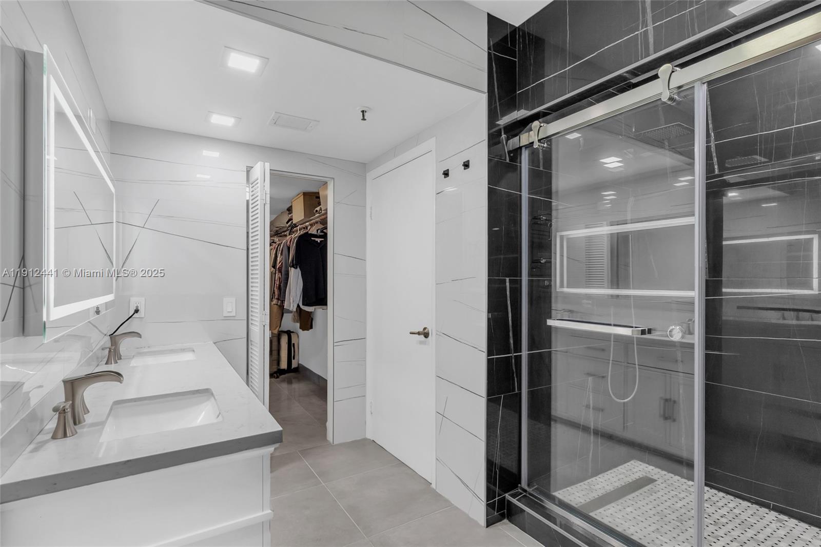 Photo of 355 Poinciana Dr  #1130, Sunny Isles Beach, Florida, 33160 - 