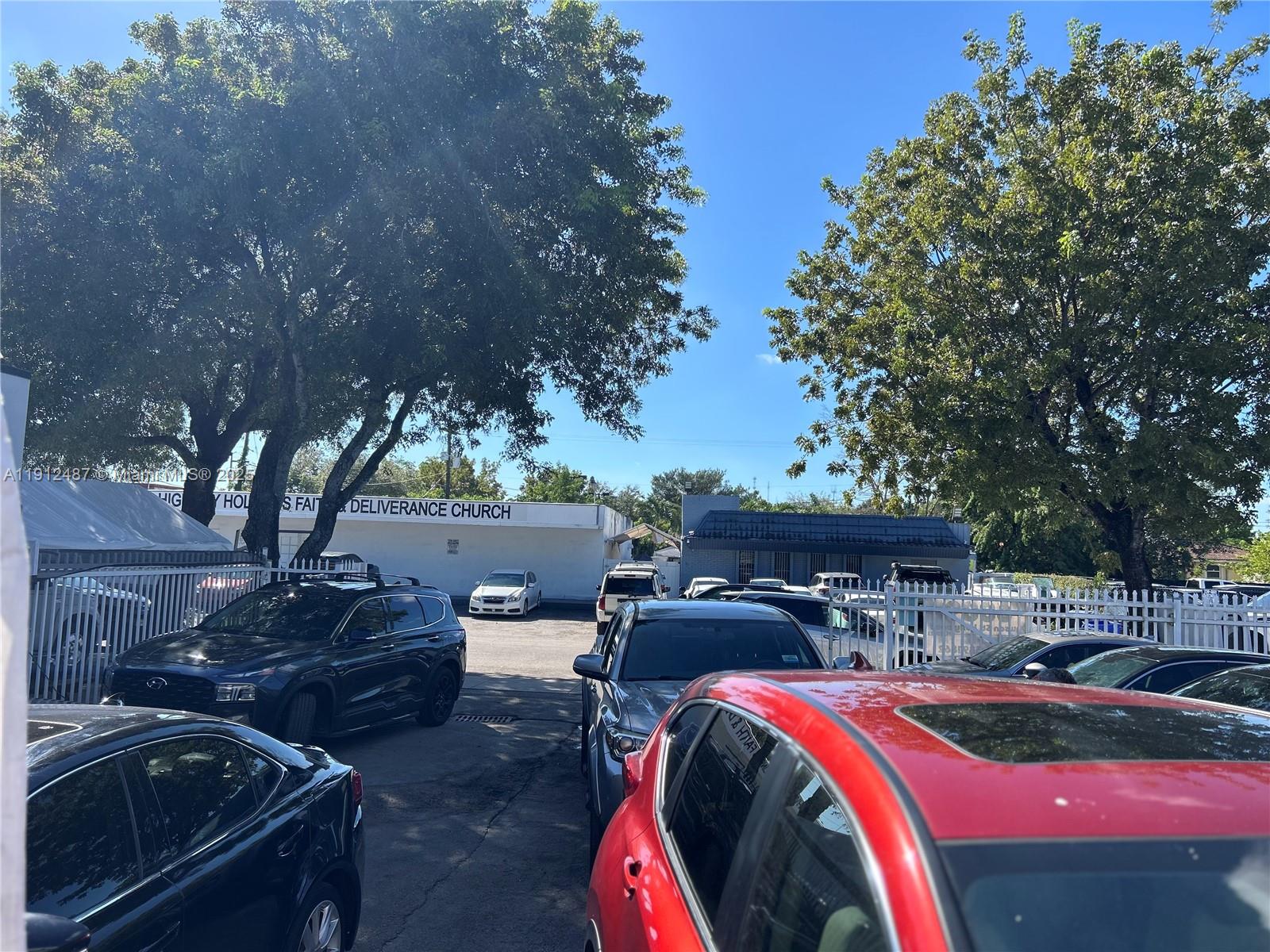 See details / sq. ft. $ 2025-11-11 0 Photo