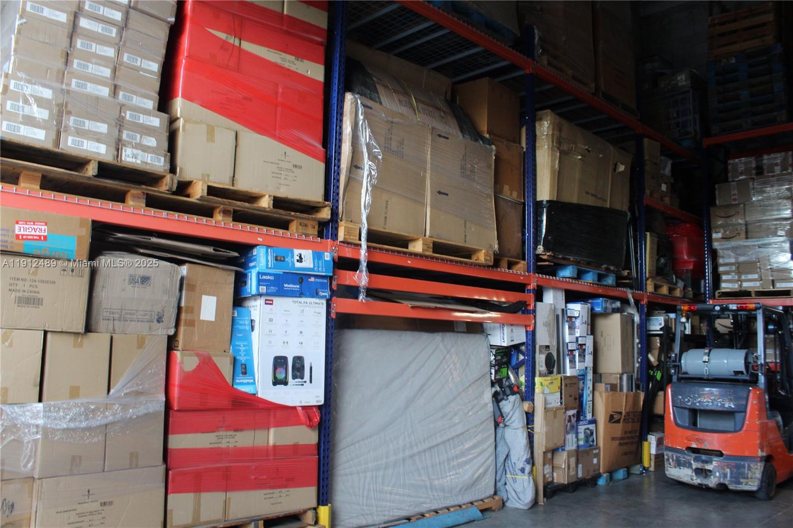 See details 140 / sq. ft. $ 2025-11-13 0 Photo