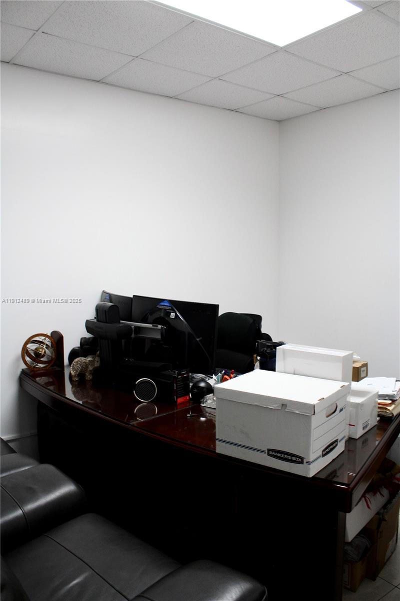 See details 140 / sq. ft. $ 2025-11-13 0 Photo