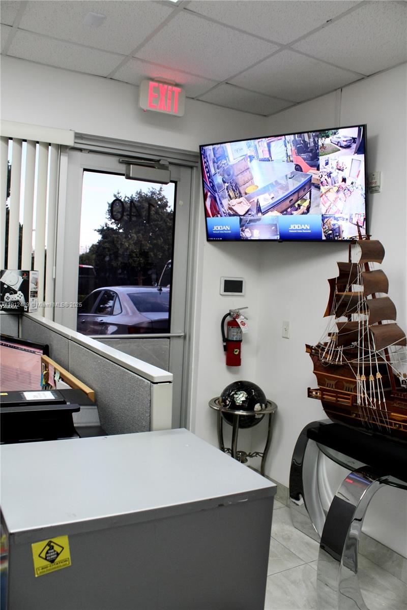 See details 140 / sq. ft. $ 2025-11-13 0 Photo