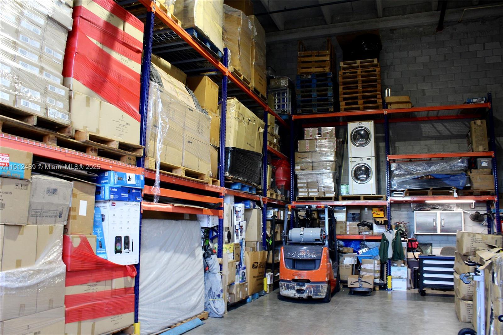 See details 140 / sq. ft. $ 2025-11-13 0 Photo