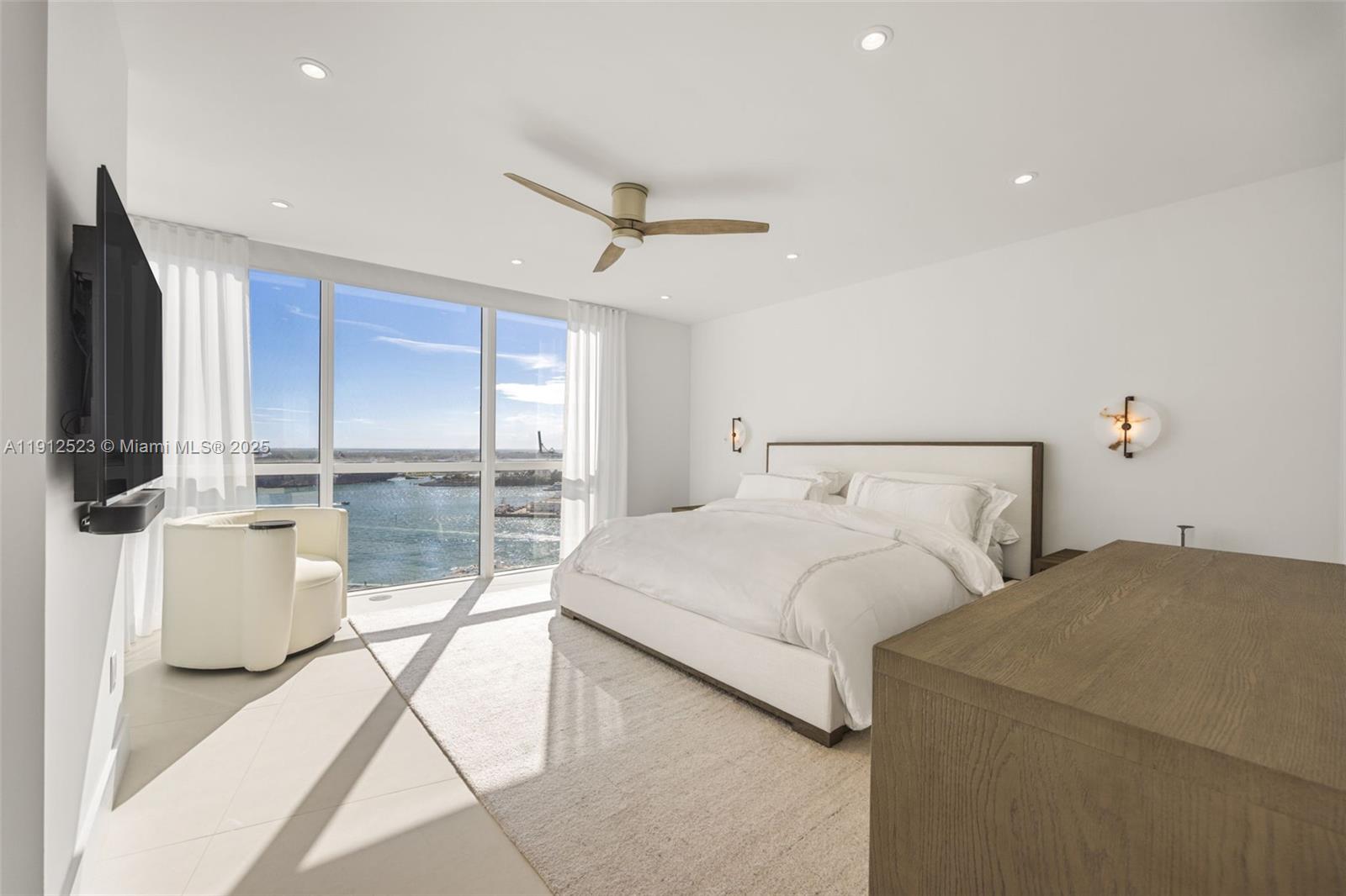 Photo of 450 Alton Rd #2007, Miami Beach, Florida, 33139 -