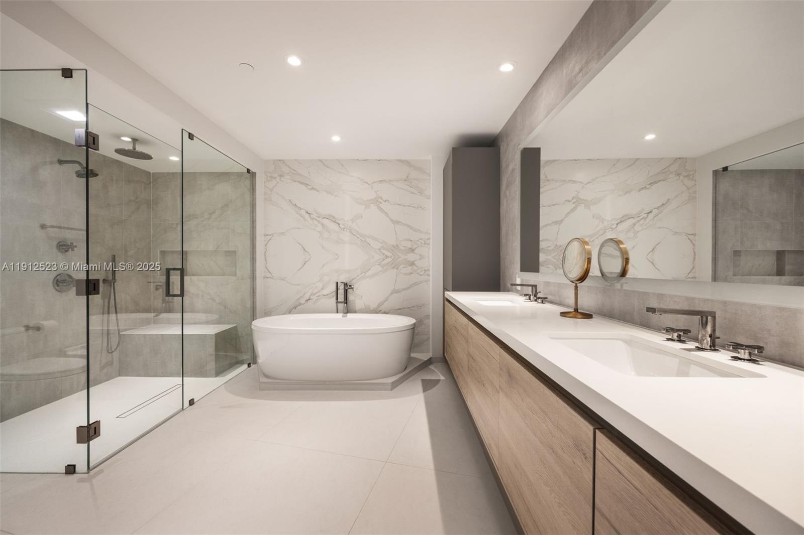 Photo of 450 Alton Rd #2007, Miami Beach, Florida, 33139 -