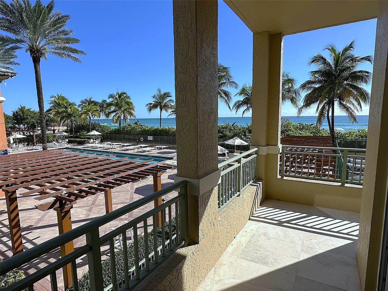Photo of 2080 Ocean Dr #112, Hallandale Beach, Florida, 33009 - NE wraparound view