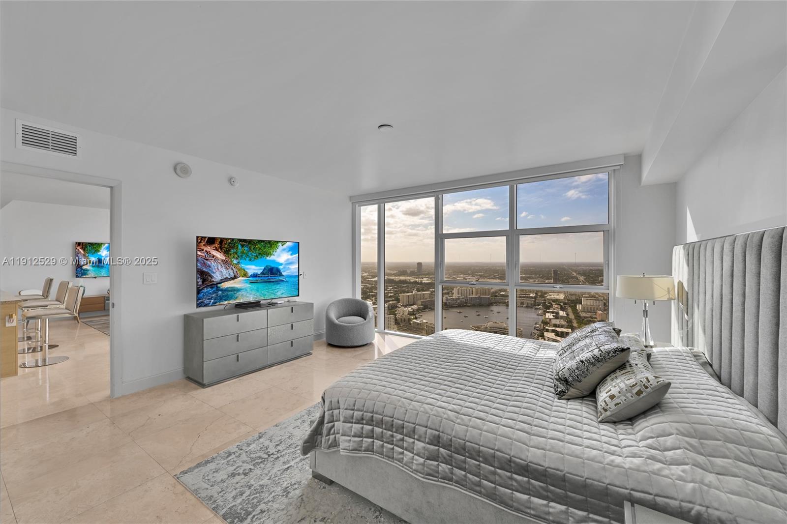 4807 1 / 1 871 sq. ft. $ 2025-11-11 0 Photo