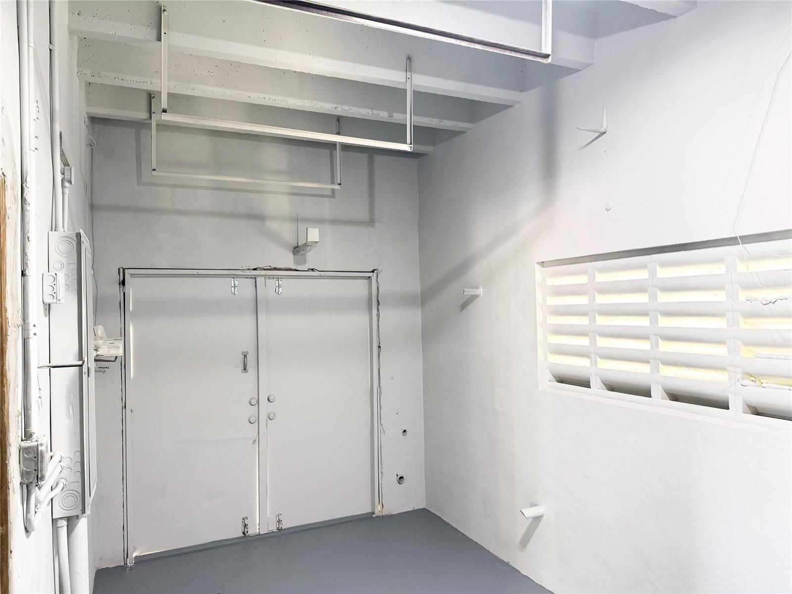   / 0  sq. ft. $ 2026-04-13 0 Photo