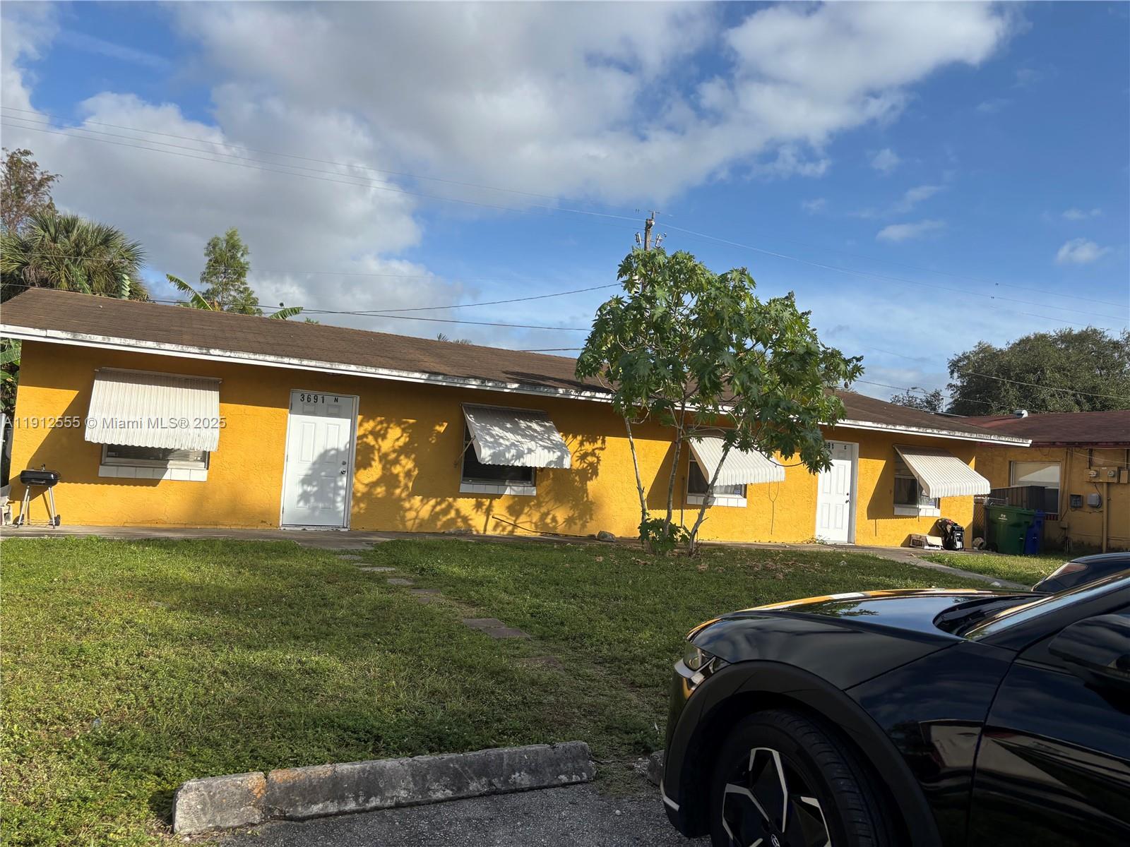 See details / 1699 sq. ft. $ 2025-11-11 0 Photo