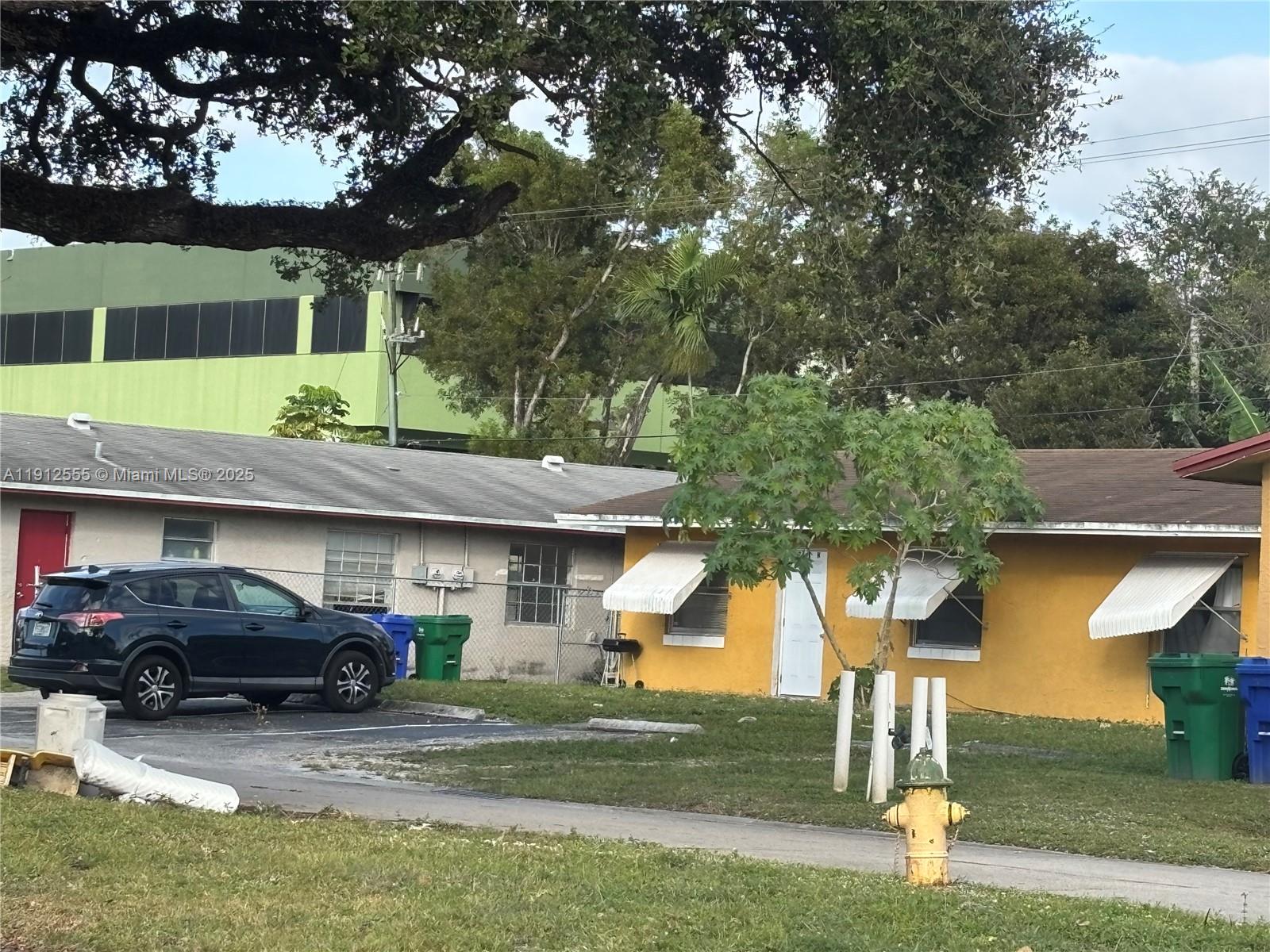 See details / 1699 sq. ft. $ 2025-11-11 0 Photo