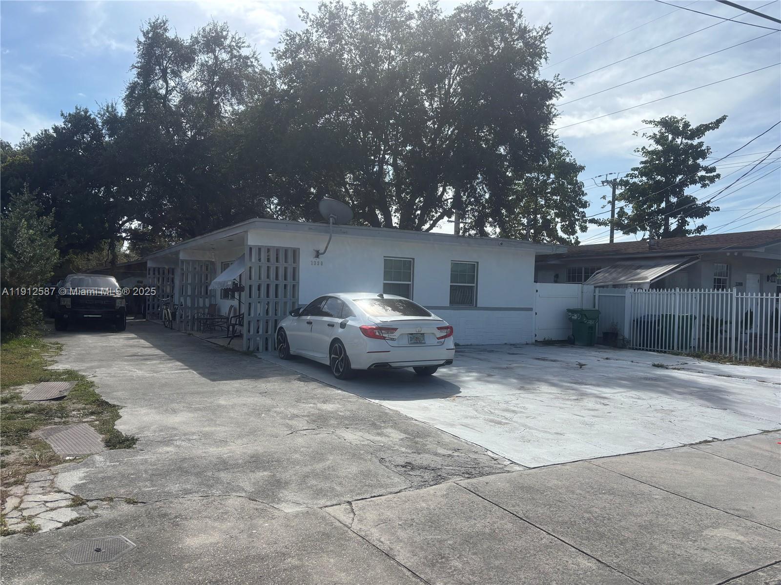   /  1272 sq. ft. $ 2025-11-12 0 Photo