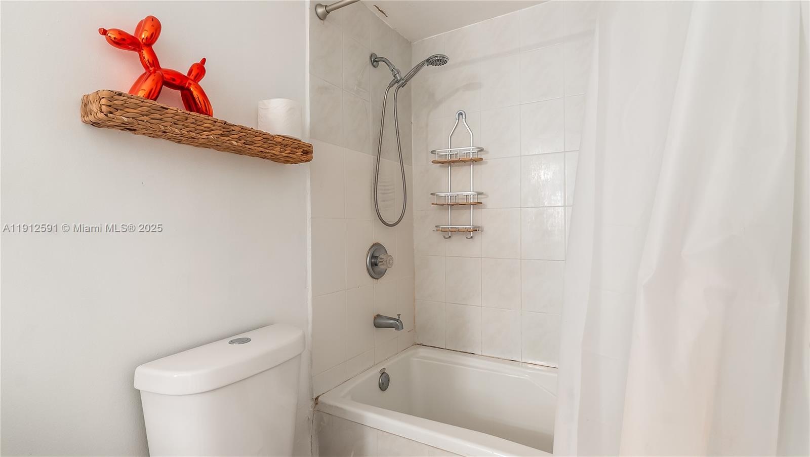 See details 117 0 / 0 598 sq. ft. $ 2025-11-12 0 Photo