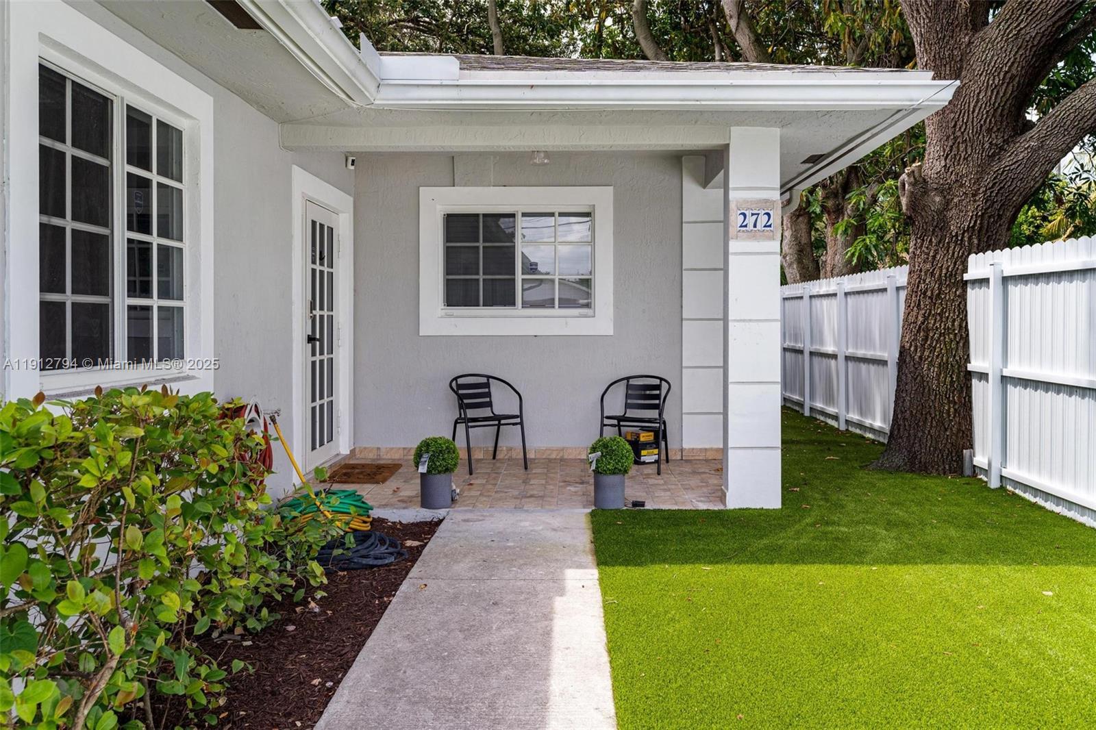 Подробнее / 2878 кв.футов $ 2025-11-12 0 Фото