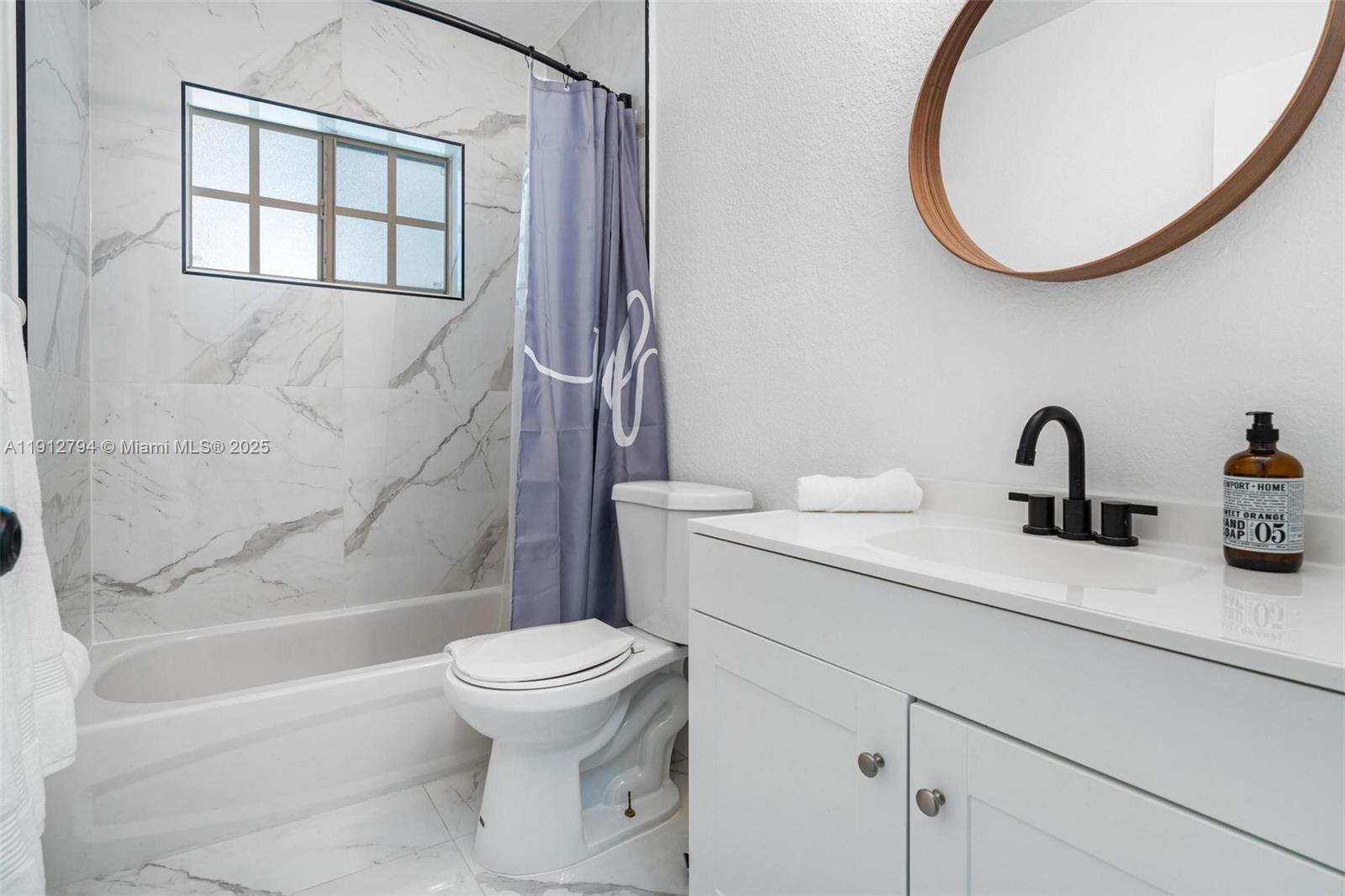 Подробнее / 2878 кв.футов $ 2025-11-12 0 Фото