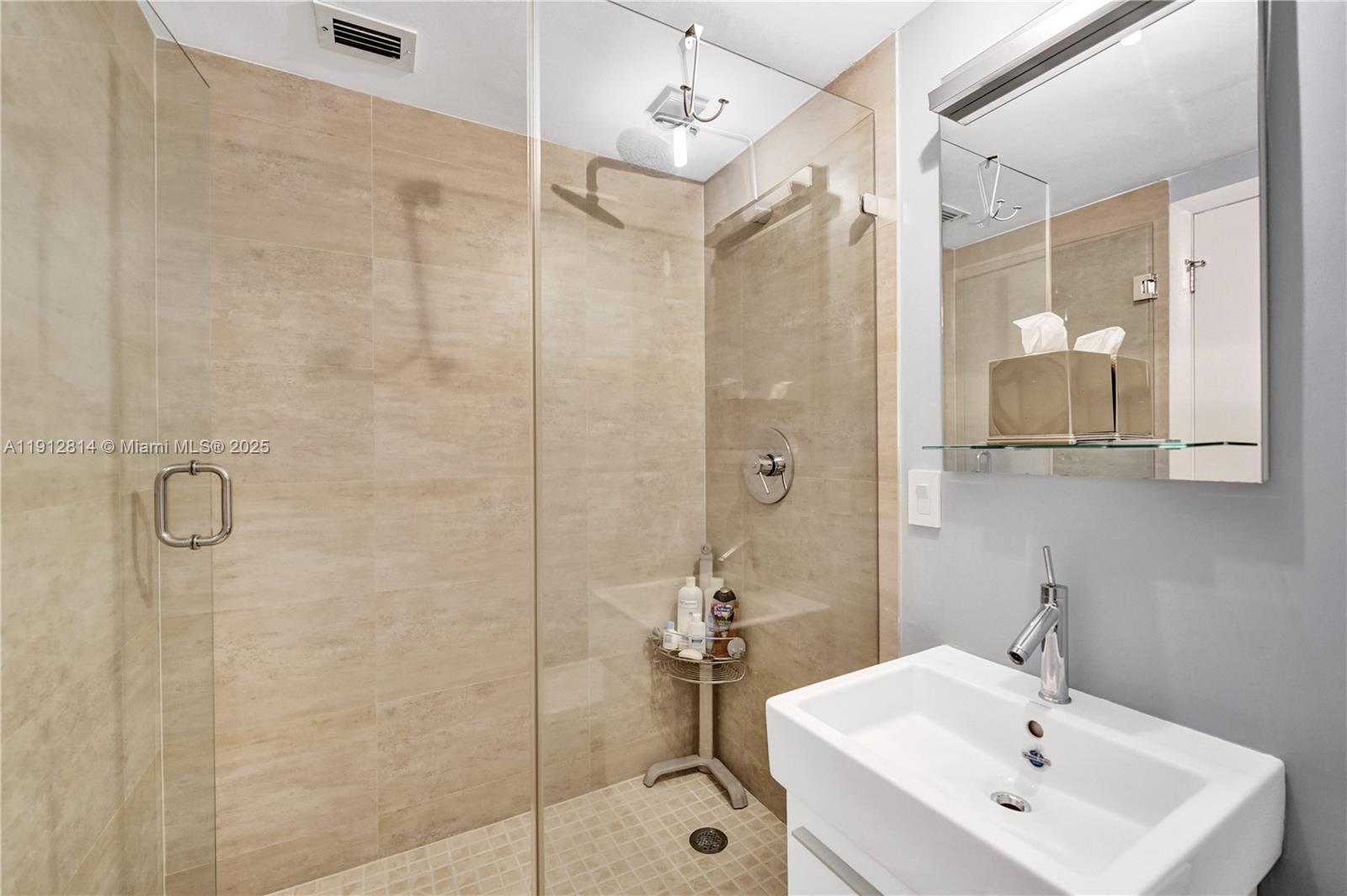 Photo of 20281 Country Club Dr  #607, Aventura, Florida, 33180 - 