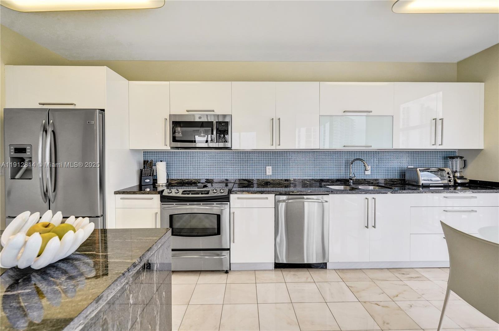 Photo of 20281 Country Club Dr  #607, Aventura, Florida, 33180 - 