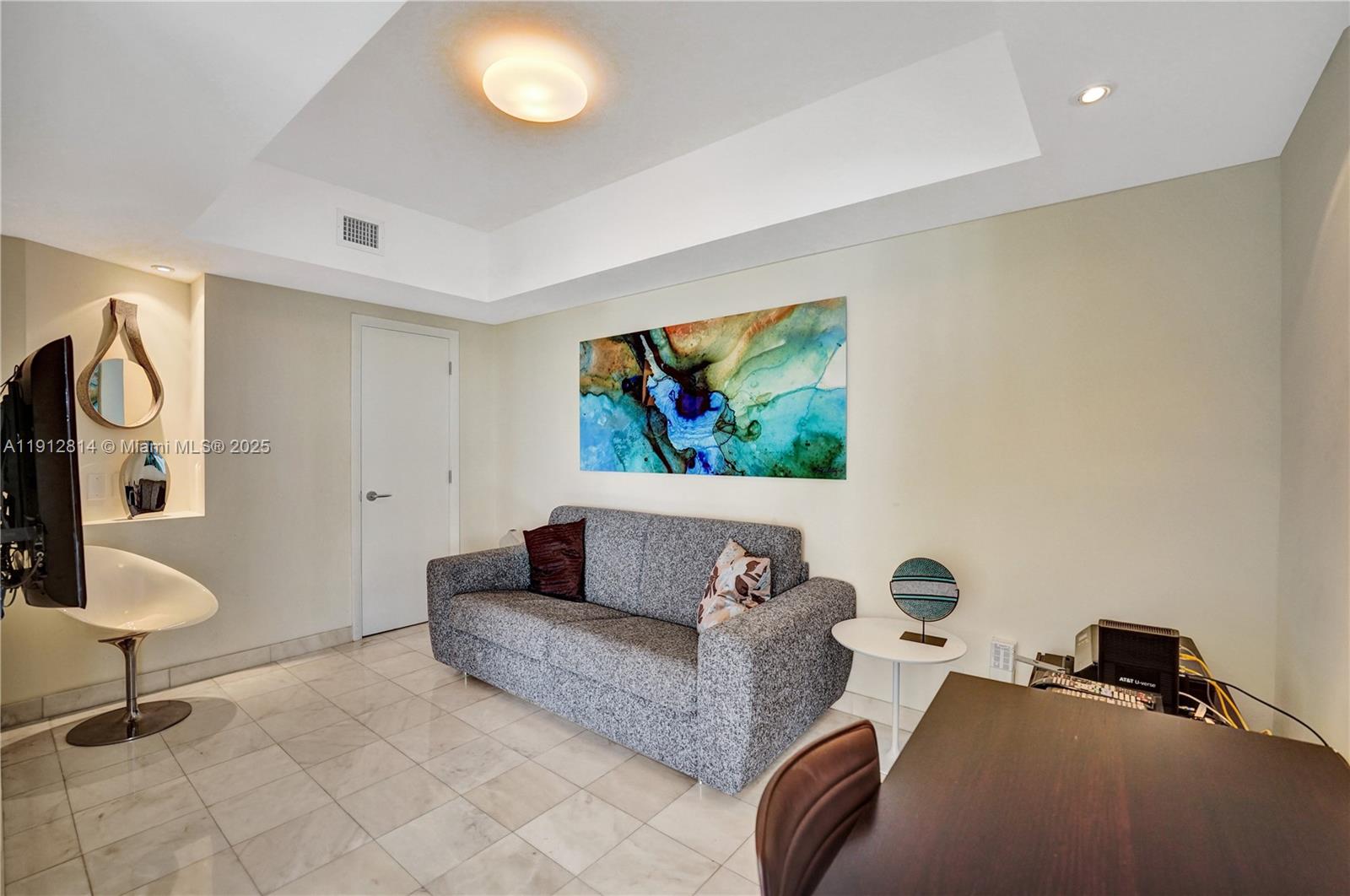 Photo of 20281 Country Club Dr  #607, Aventura, Florida, 33180 - 