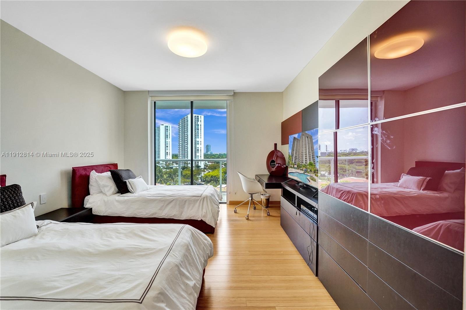 Photo of 20281 Country Club Dr  #607, Aventura, Florida, 33180 - 