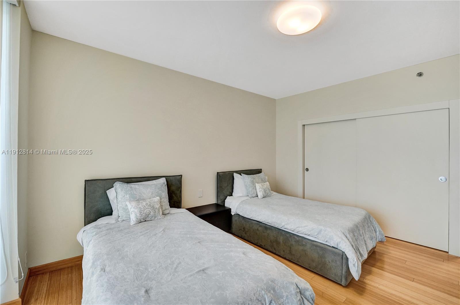 Photo of 20281 Country Club Dr  #607, Aventura, Florida, 33180 - 