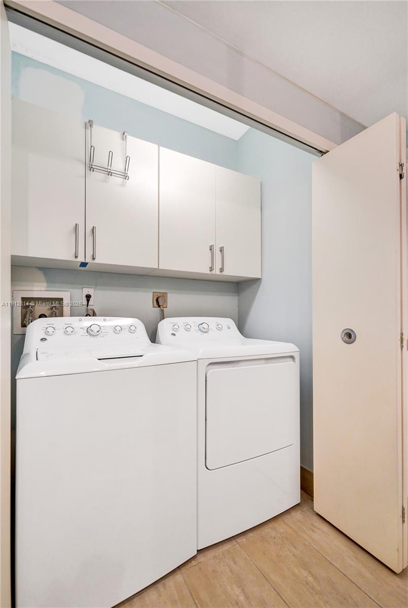 Photo of 20281 Country Club Dr  #607, Aventura, Florida, 33180 - 