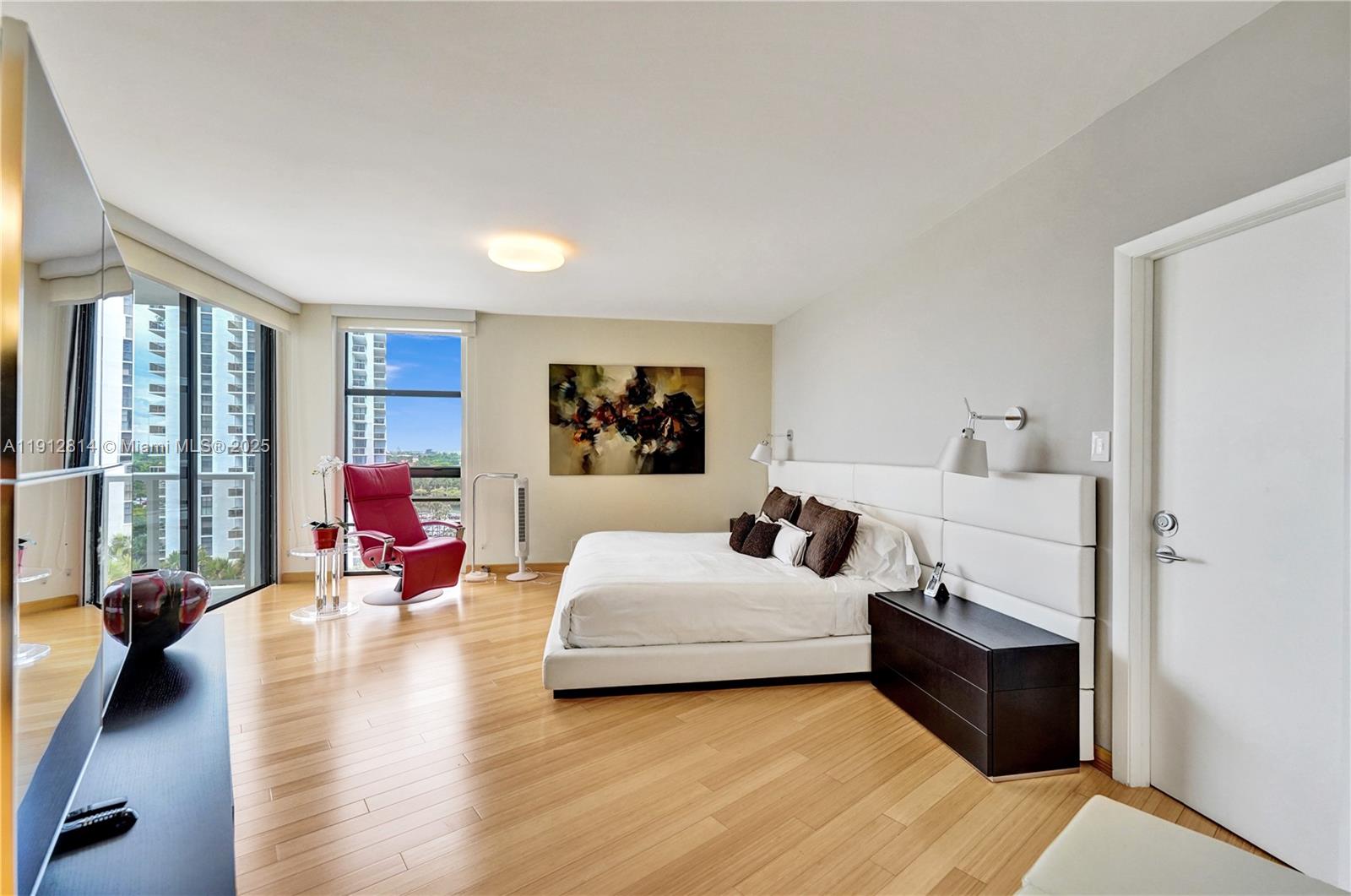 Photo of 20281 Country Club Dr  #607, Aventura, Florida, 33180 - 