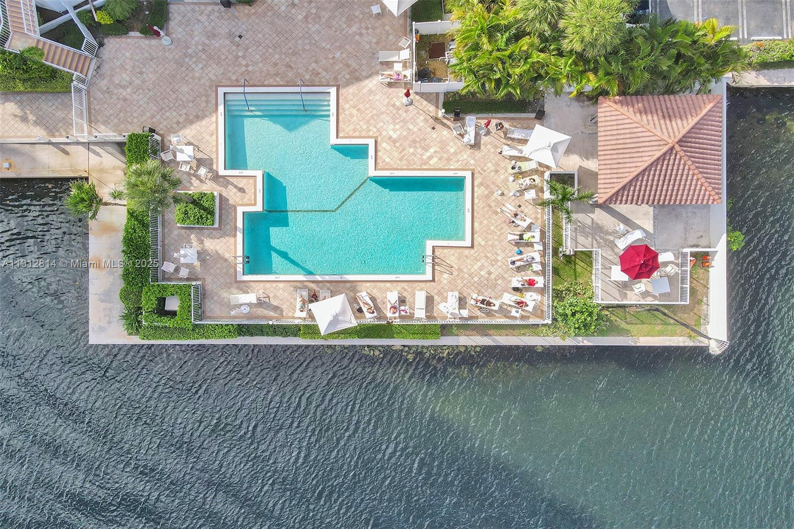 Photo of 20281 Country Club Dr  #607, Aventura, Florida, 33180 - 