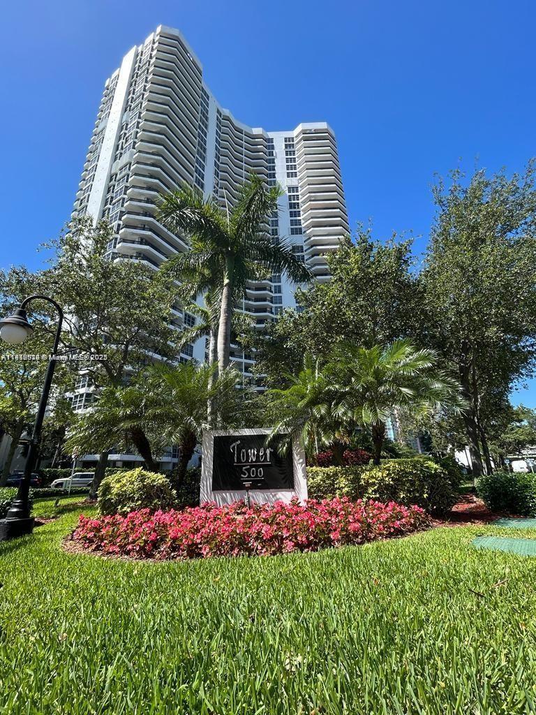 Photo of 3530 Mystic Pointe Dr  #1708, Aventura, Florida, 33180 - 
