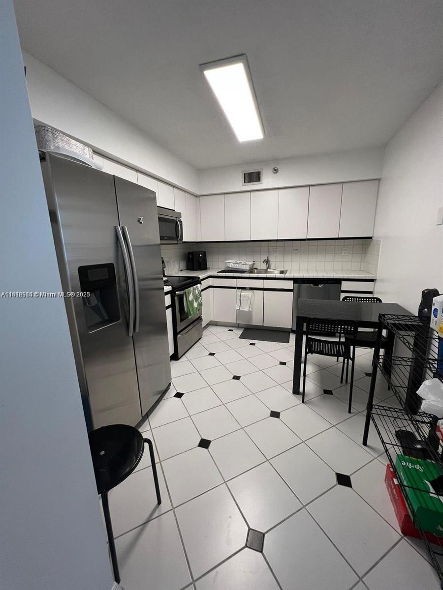 Photo of 3530 Mystic Pointe Dr  #1708, Aventura, Florida, 33180 - 