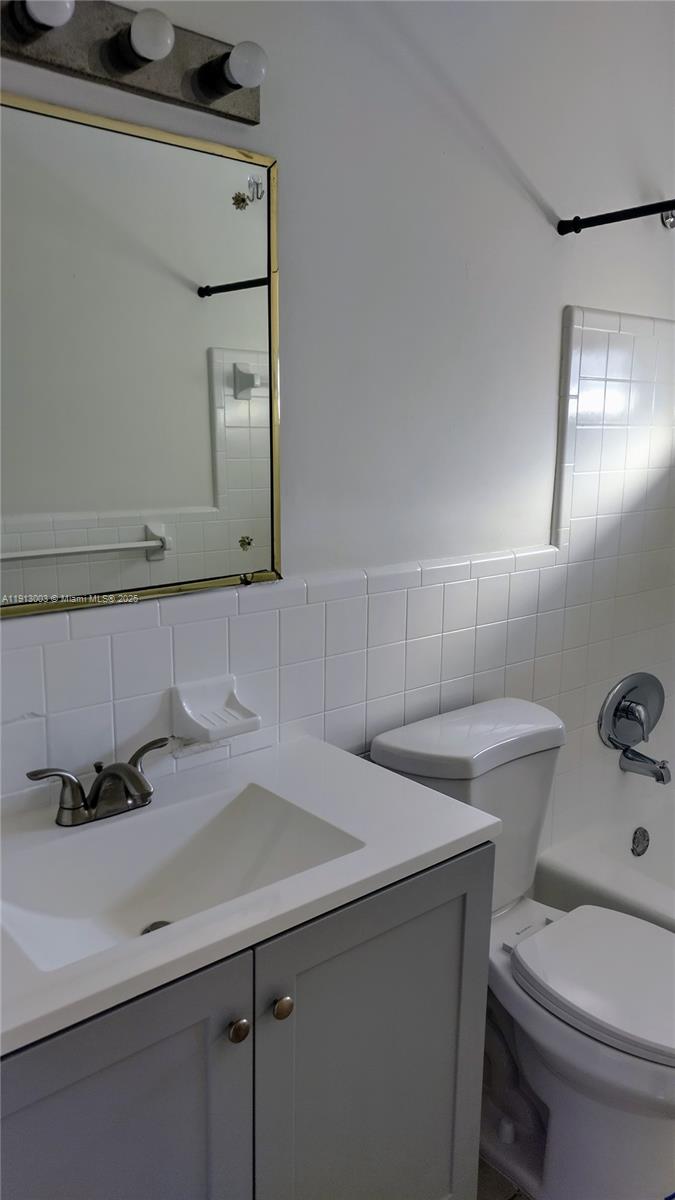 Подробнее / 1980 кв.футов $ 2025-11-12 0 Фото