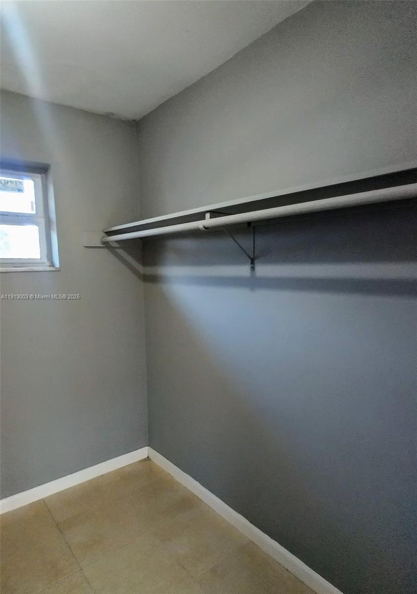 Подробнее / 1980 кв.футов $ 2025-11-12 0 Фото