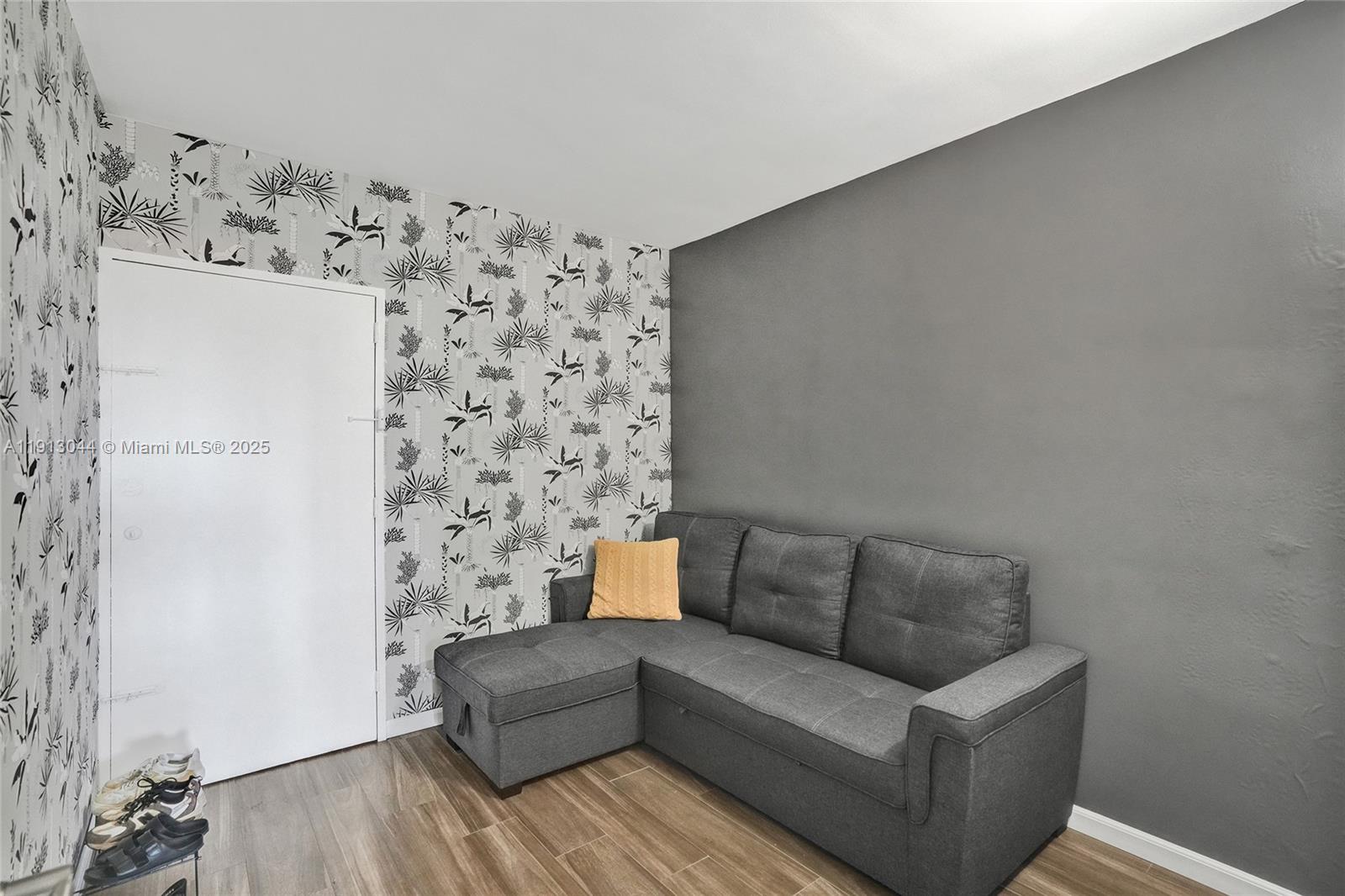 Photo of 19370 Collins Ave #426, Sunny Isles Beach, Florida, 33160 -