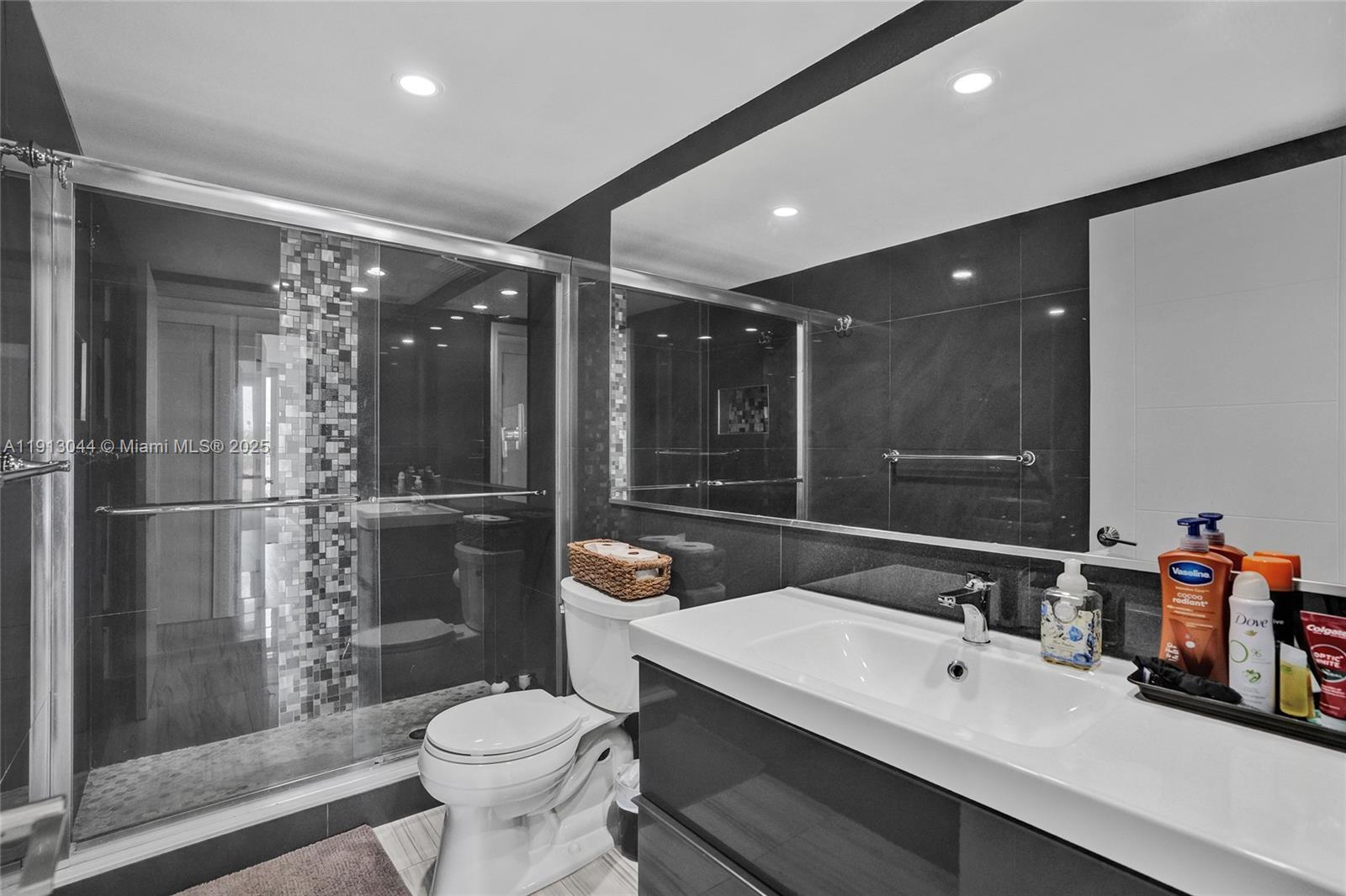 Photo of 19370 Collins Ave #426, Sunny Isles Beach, Florida, 33160 -